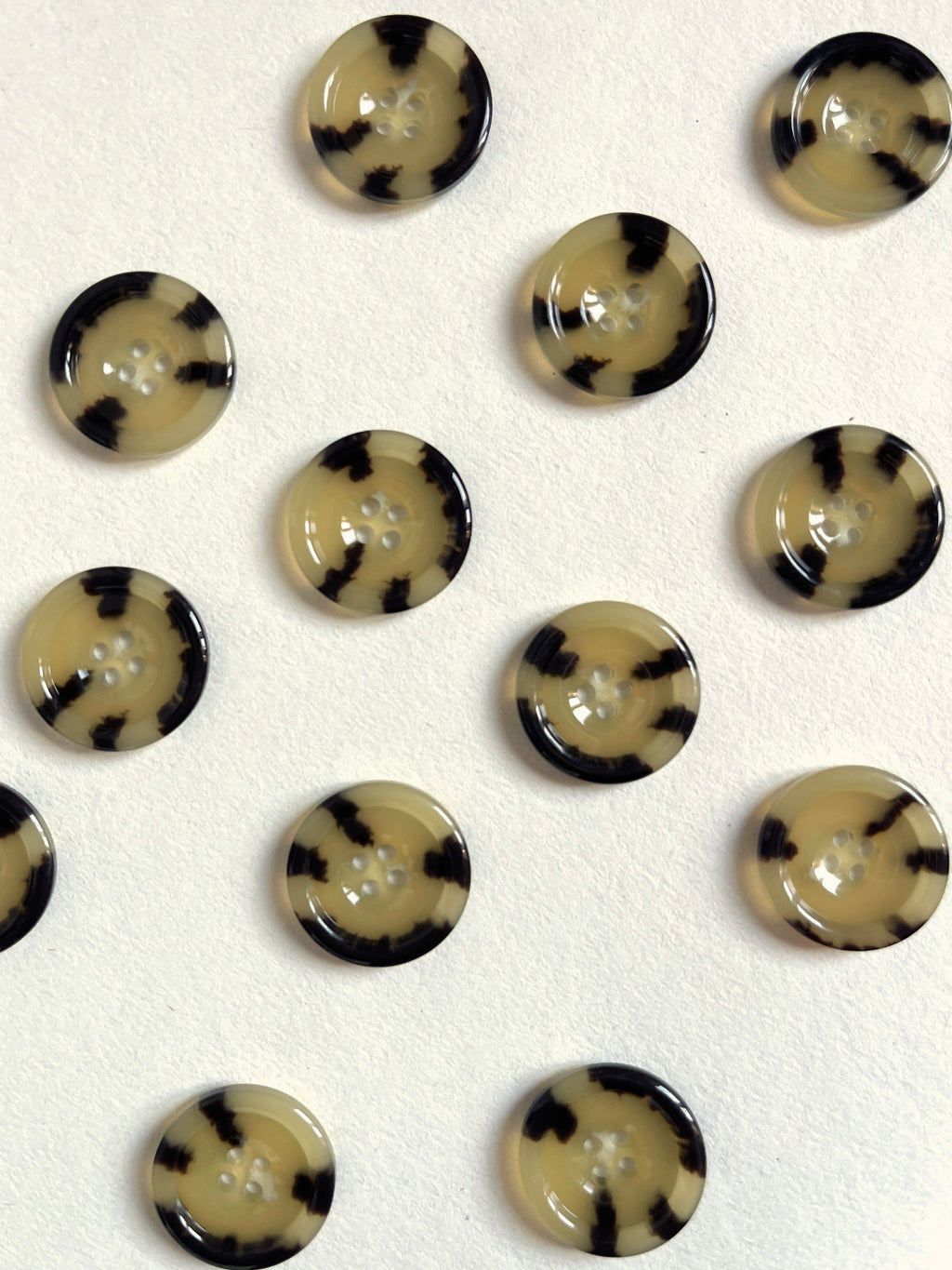Cornu Button | 36 ligne 23mm