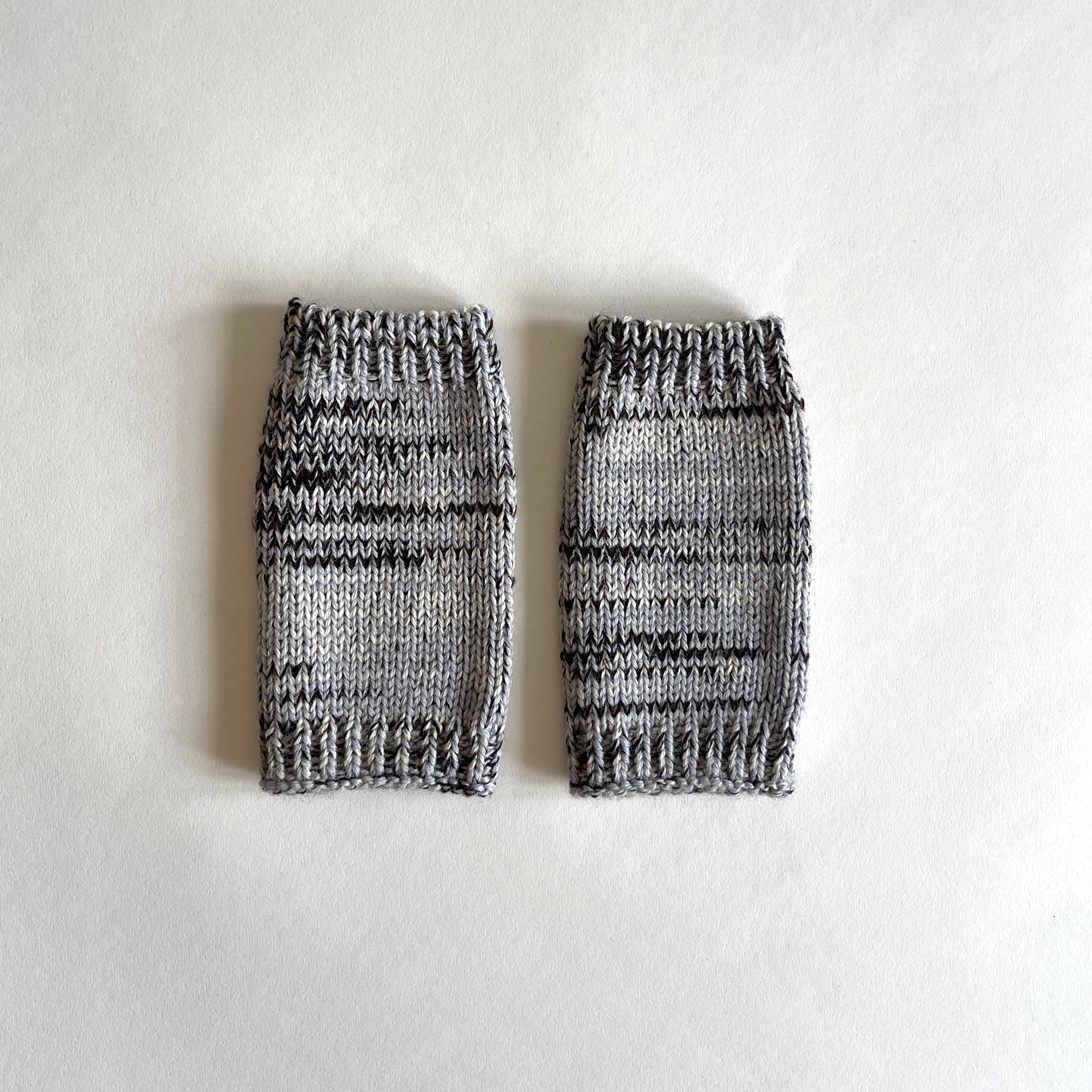Hattie Wrist Warmers